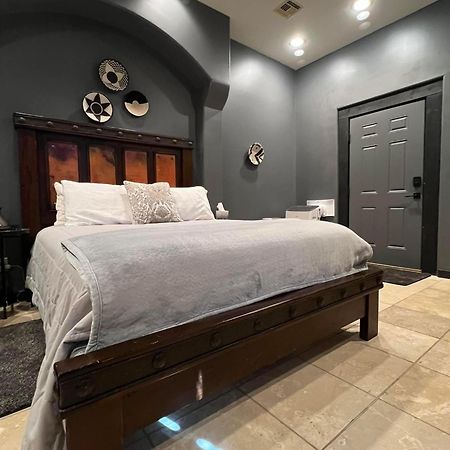 Sunset Suite - Cave Creek Guest Suites מראה חיצוני תמונה
